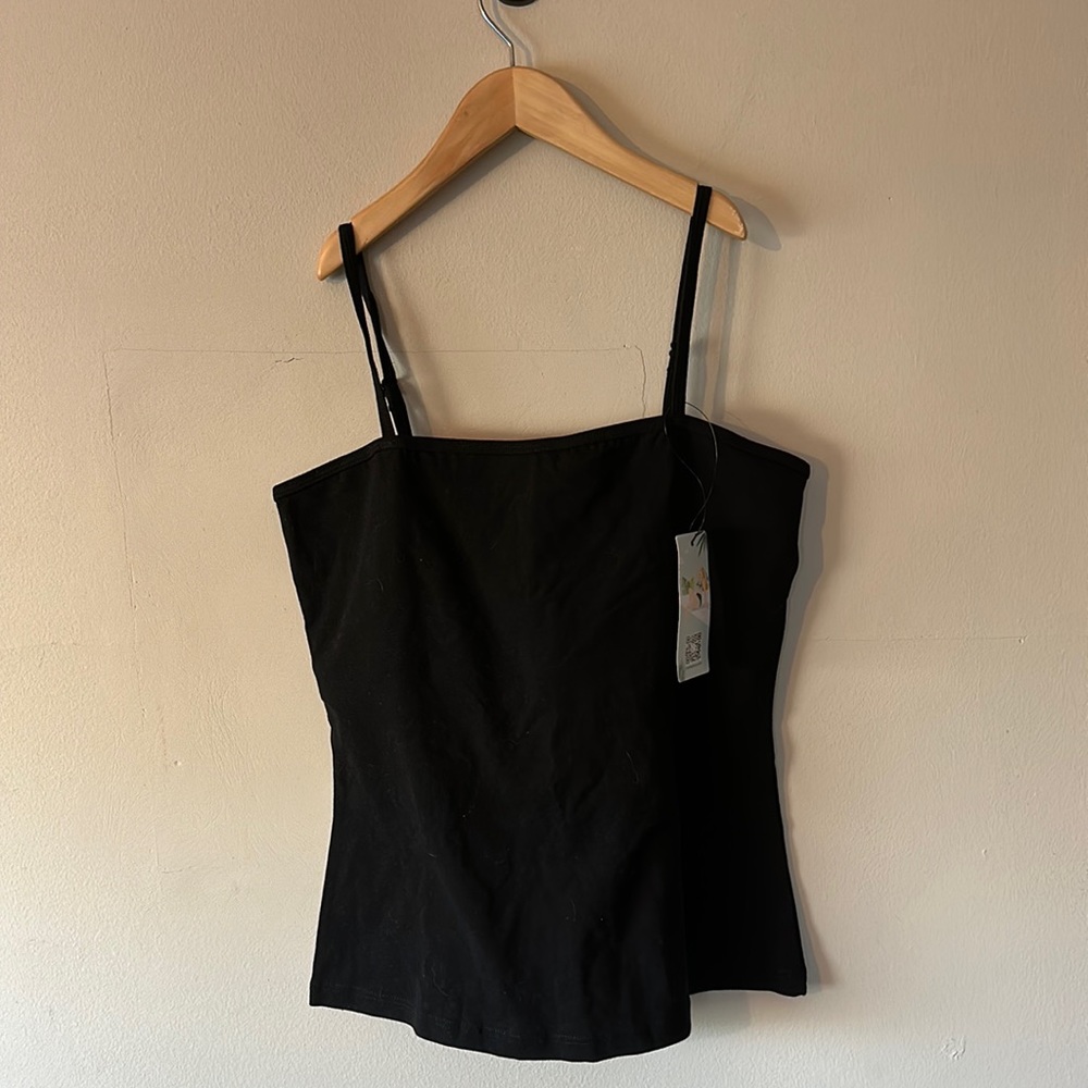 NWT Black Size Medium camisole with built in bralette